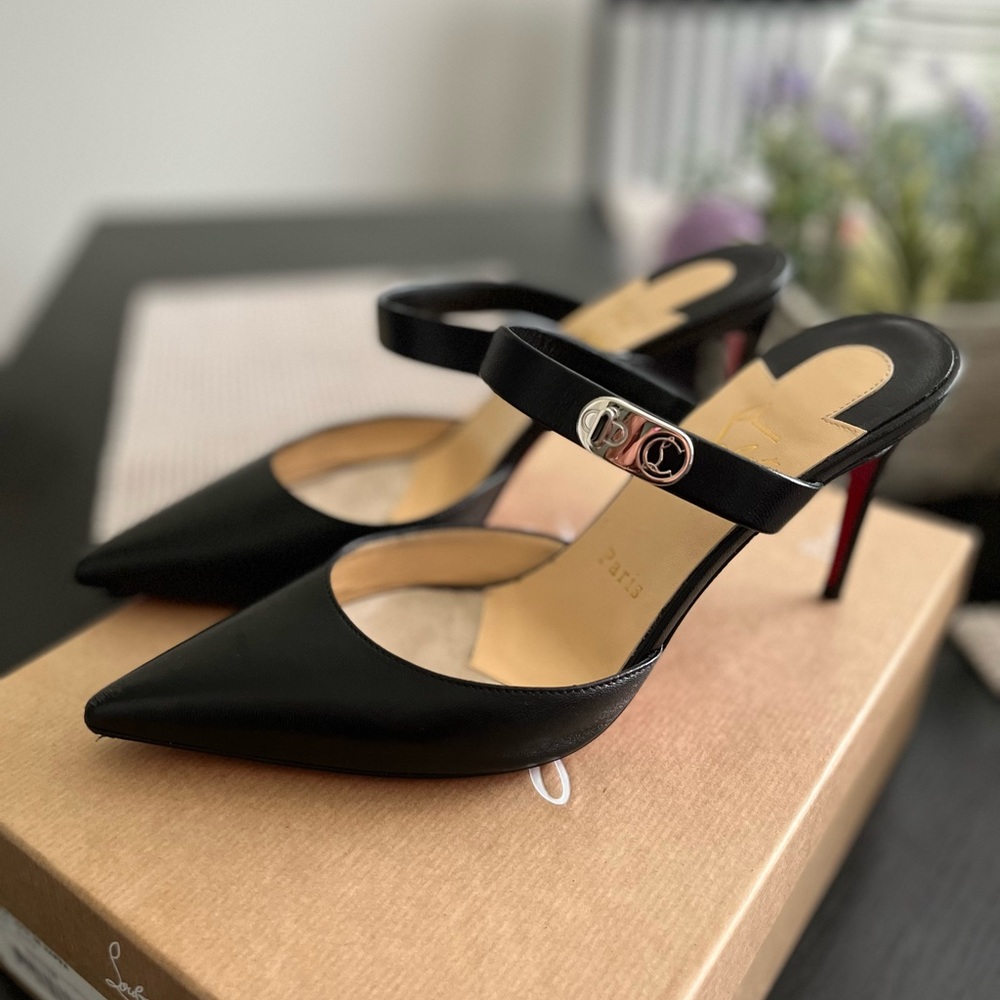 Christian Louboutin Choc Lock 85 Nappa Heel